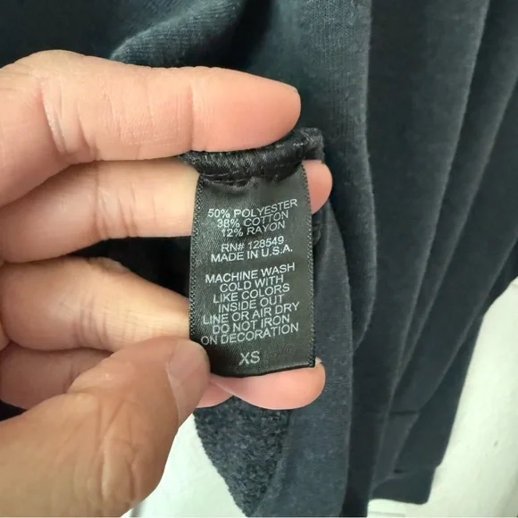 AVIATOR NATION charcoal grey heart patch crew boxy cropped oversized sweater - Picture 8 of 8